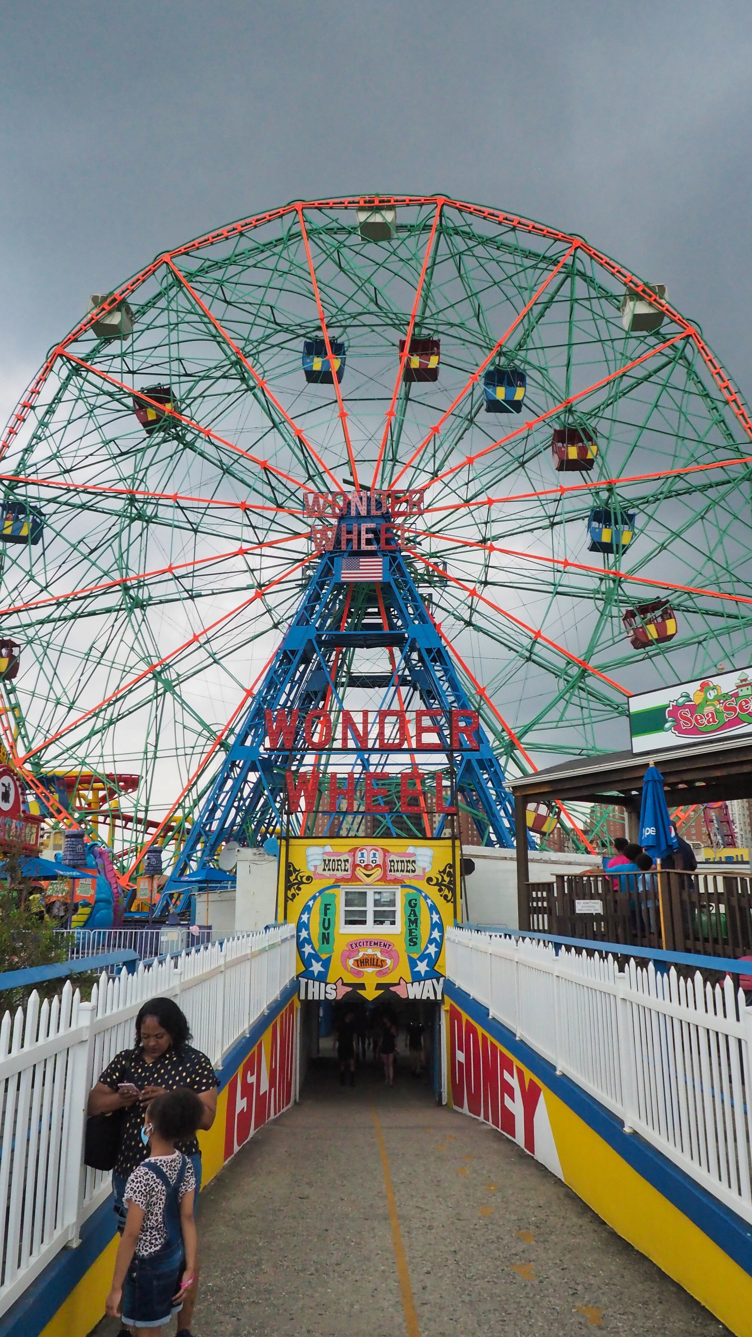 Coney Island Wonder wheel ferris wheel