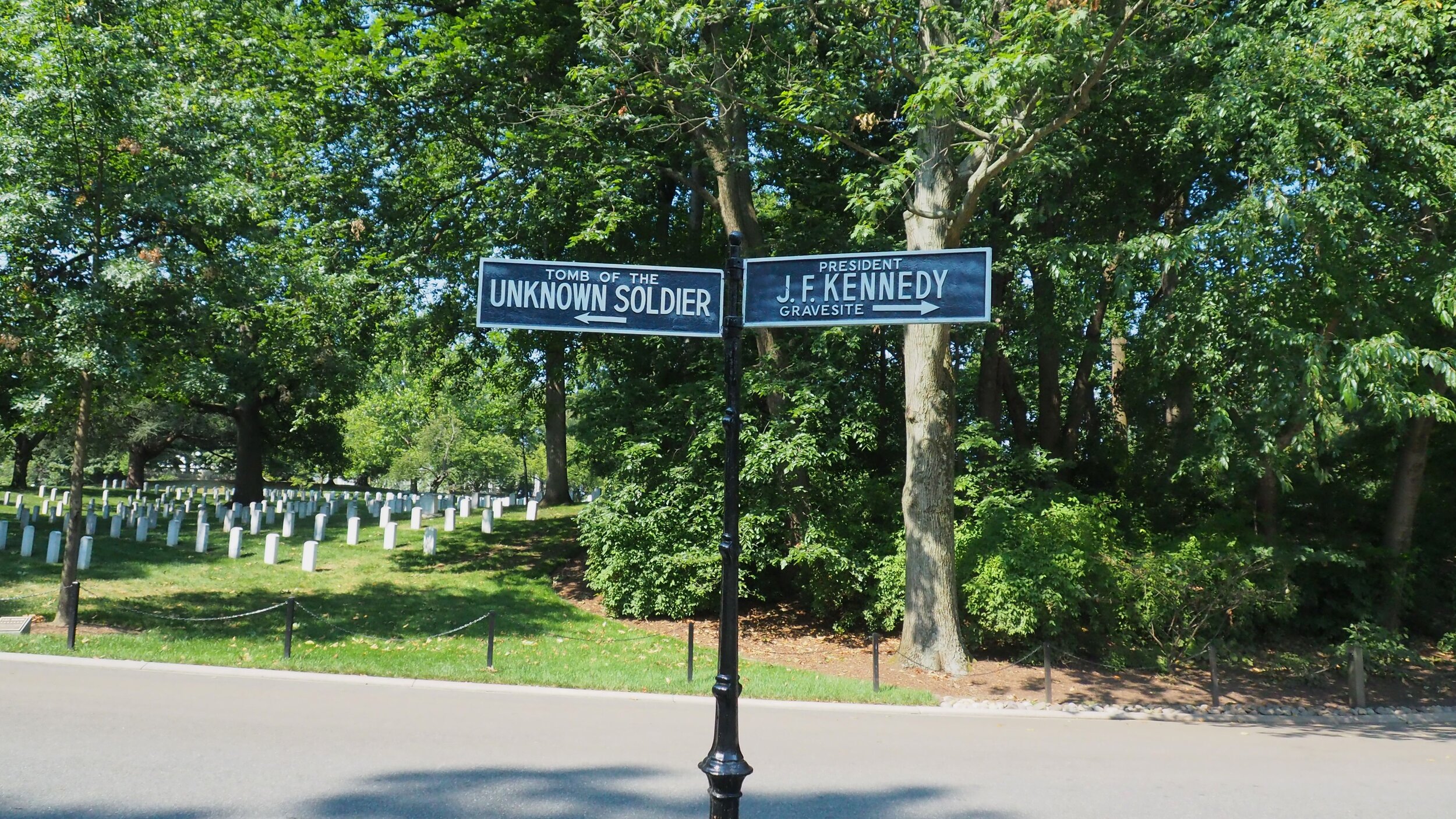 Arlington National Cemetery tomb of the unknown soldier