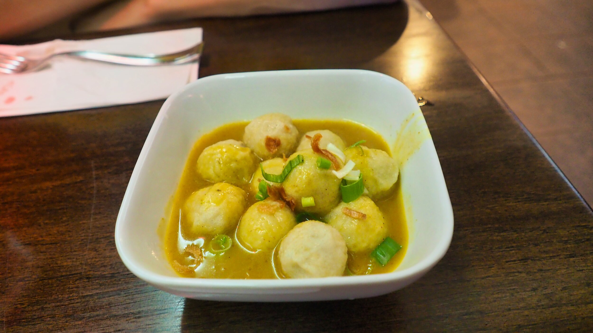 Curry fishball Hong Kong cafe