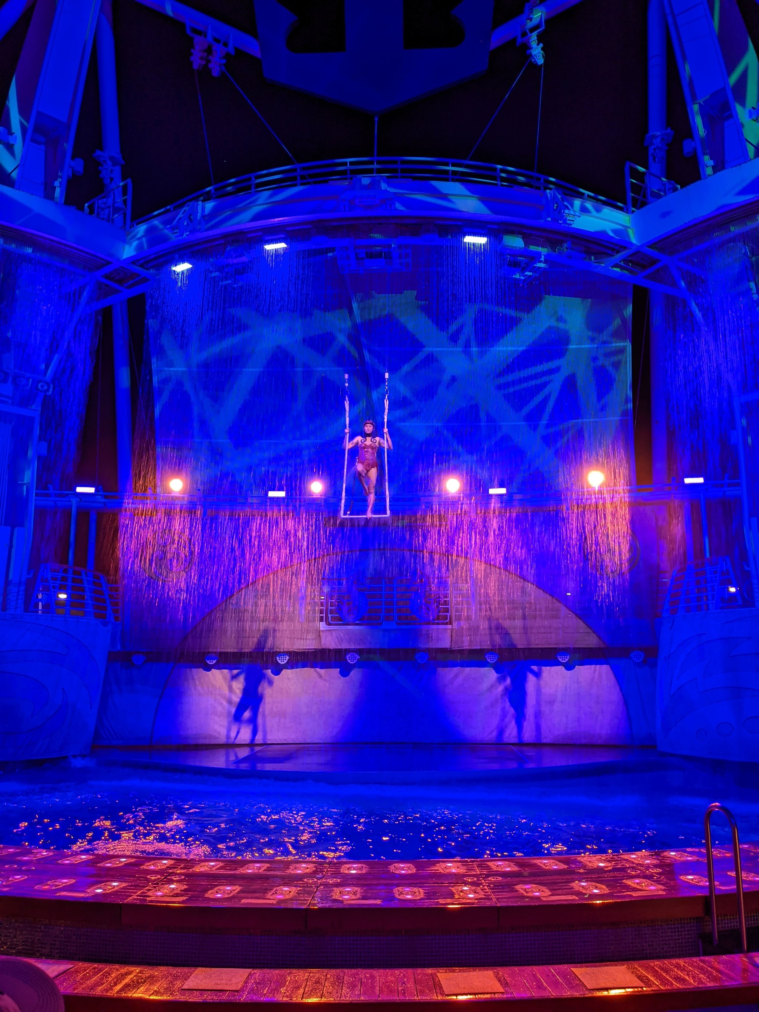 royal caribbean cruise water show