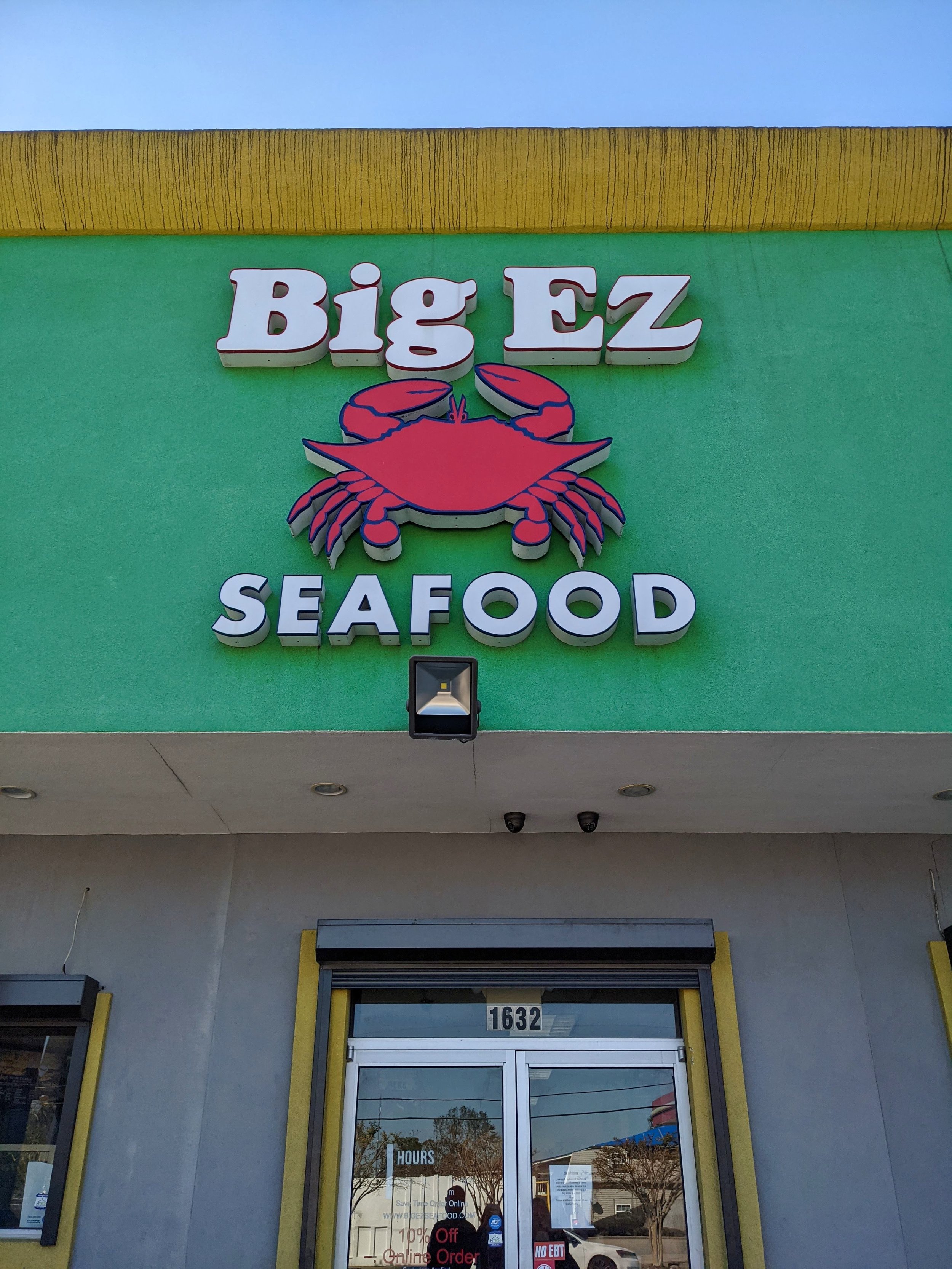 Big EZ Seafood New Orleans crawfish