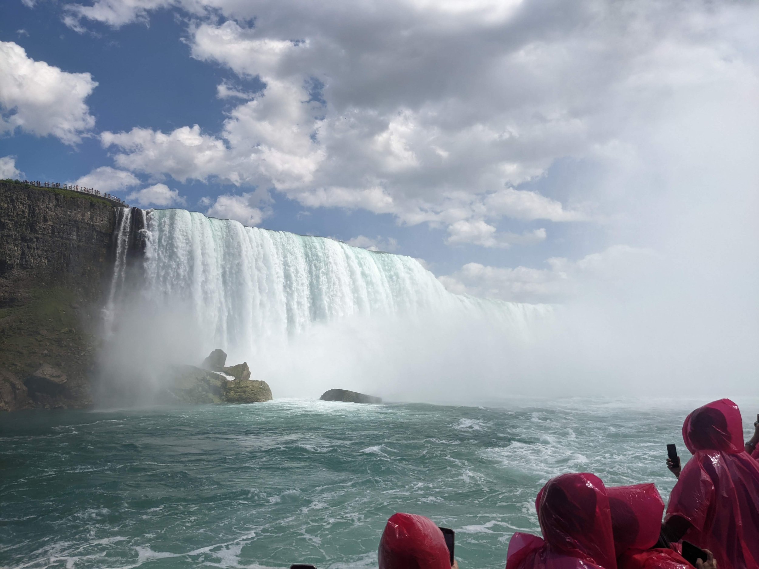 Niagara falls hornblower cruise