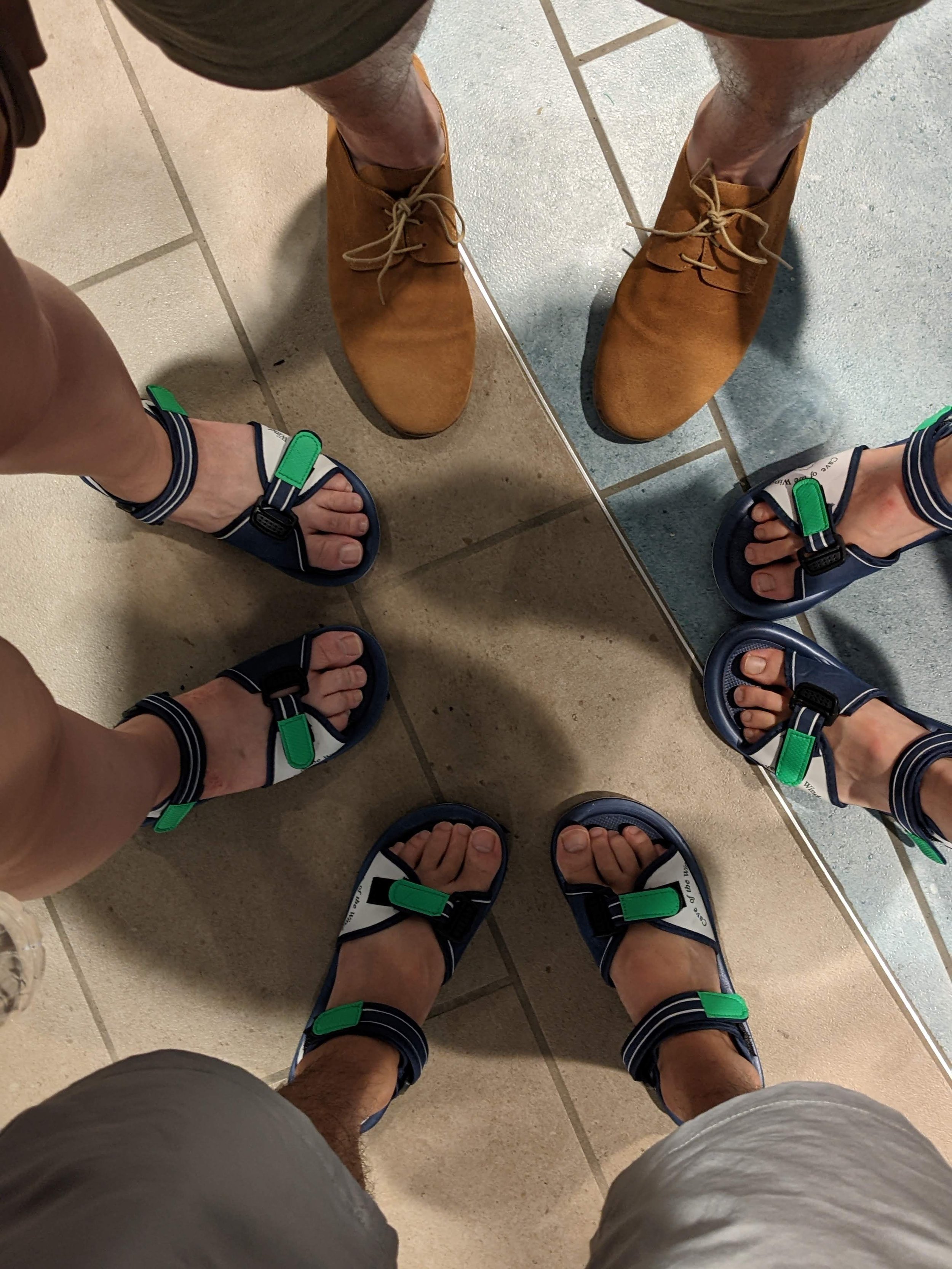 cave of the winds sandals