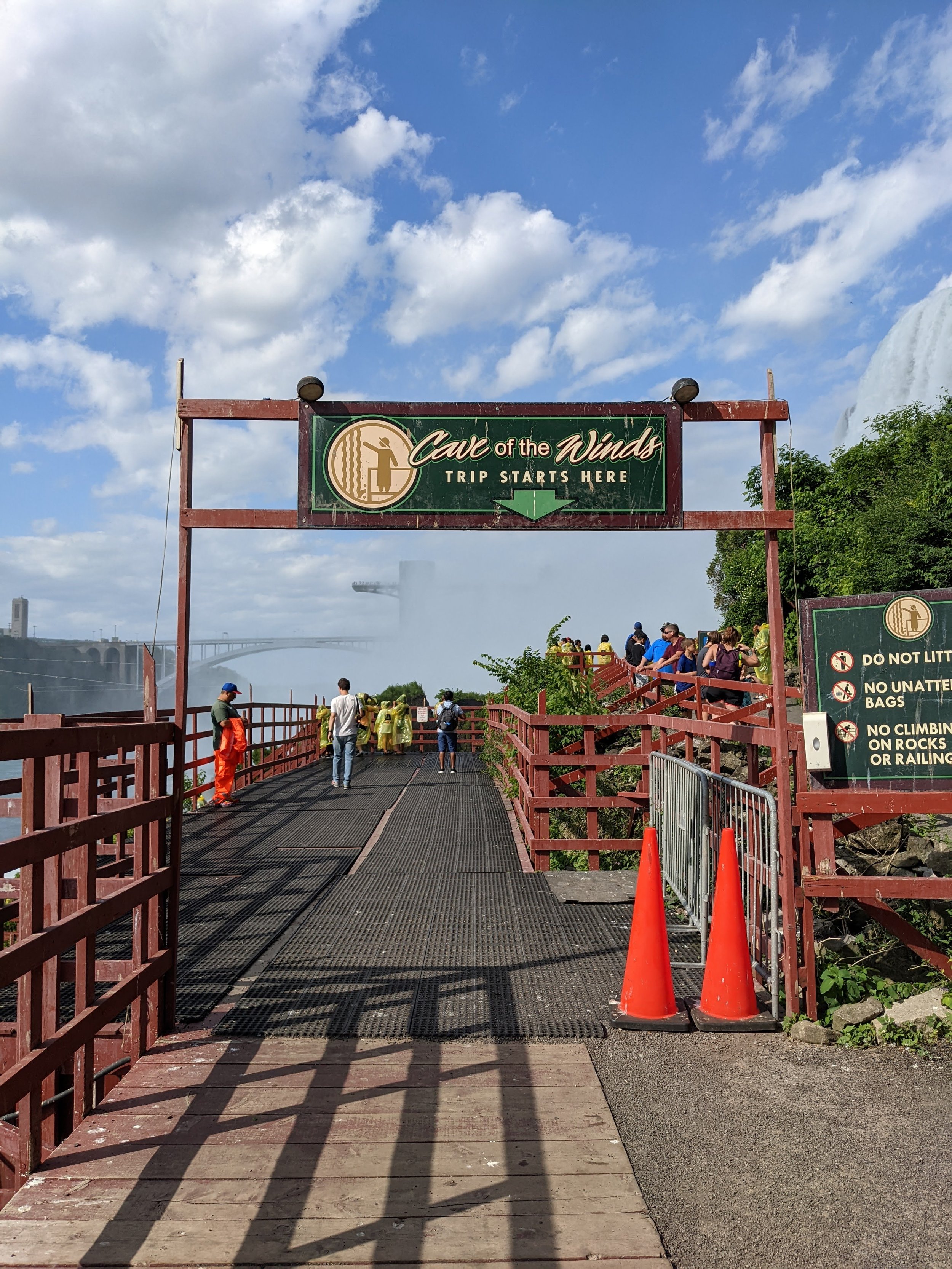 cave of the winds niagara falls