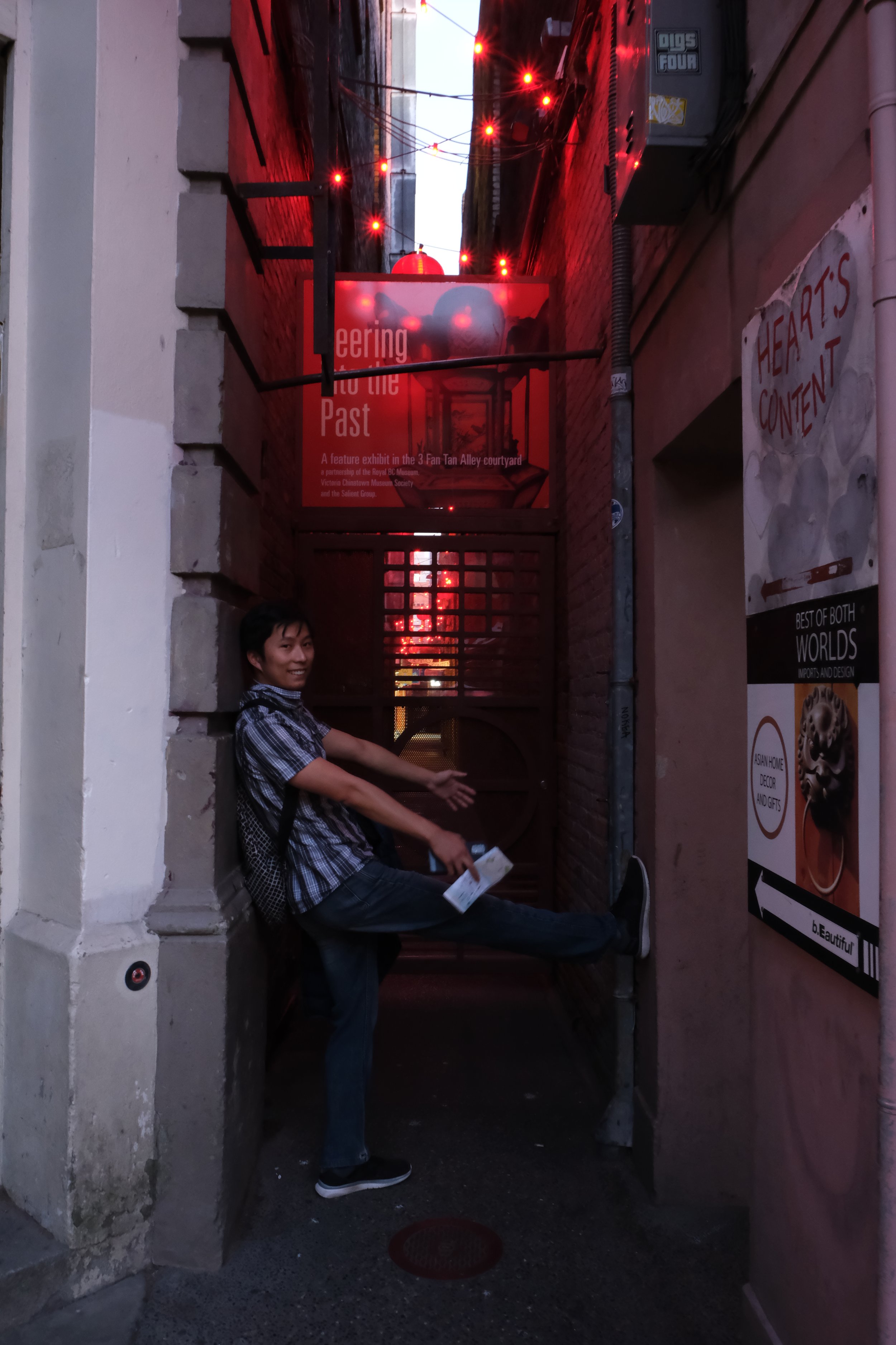 Victoria Fan Tan Alley