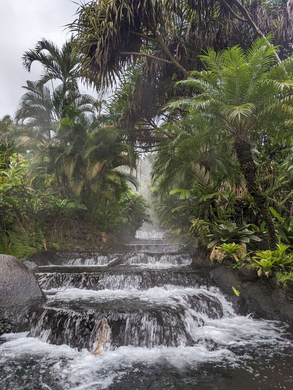 Tabacon Thermal Resort vs. Free Wild Hot Springs: Which Is&nbsp;Better?